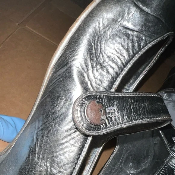 Chanel Silver Mary Jane Women's Shoes. READ DESCRIPTION - Picture 4 of 14